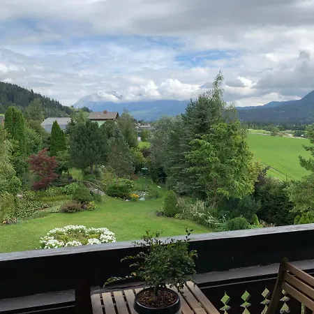 Ausseerhaus Im Gruenen Guest house *