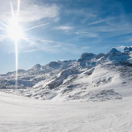 Ausseerhaus Im Gruenen Гостевой дом